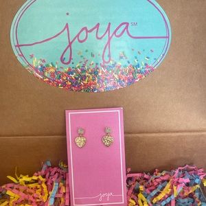 Joya earrings!